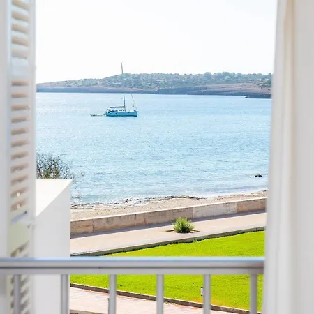 Апартаменты Skyline Cala Nau